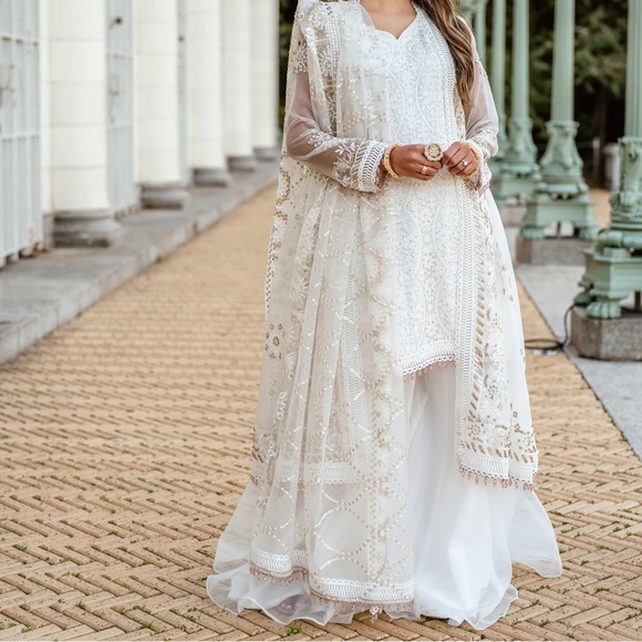 Stitched Indian Suit (4 PCS) - Picture 1 of 5